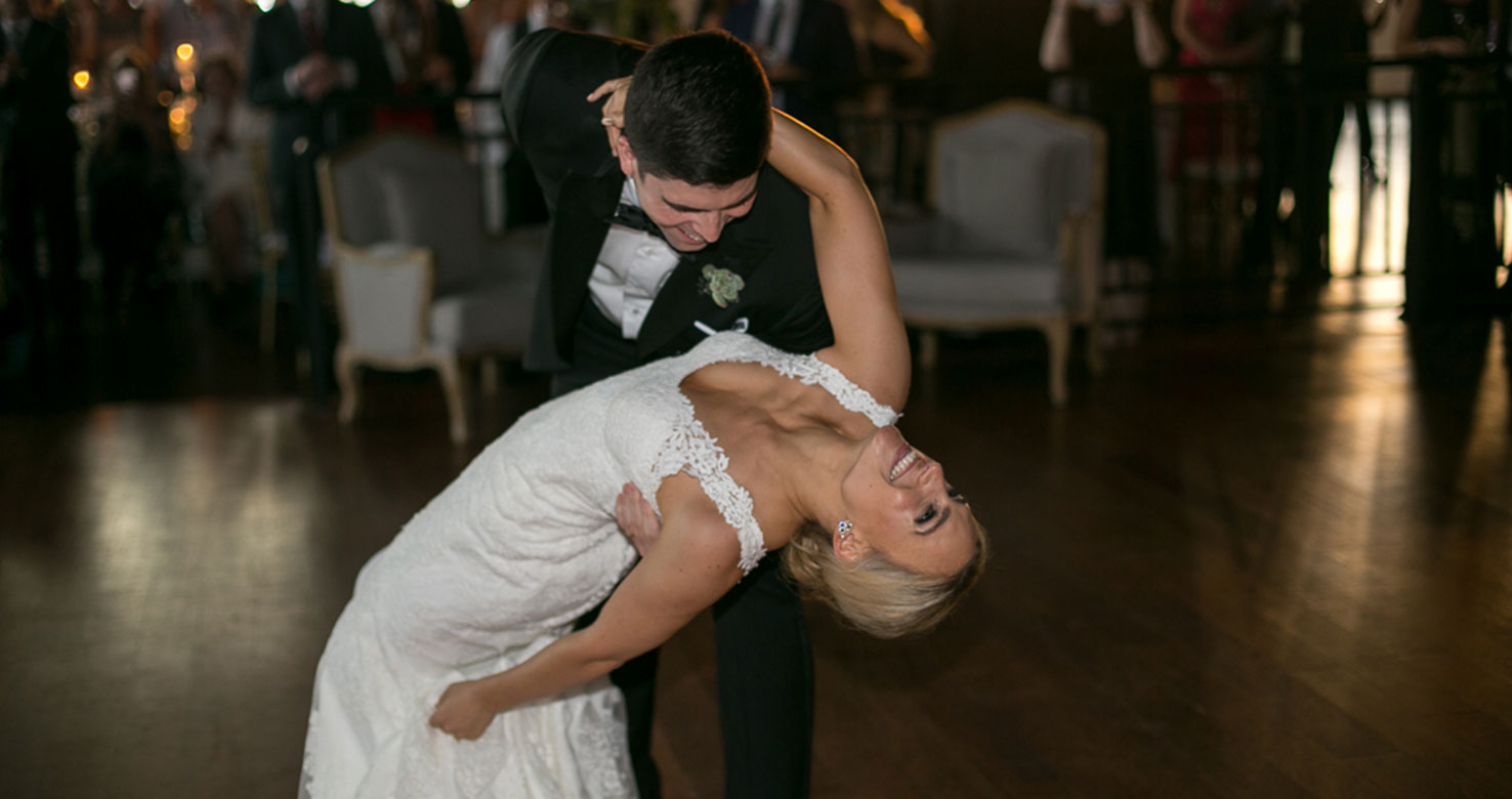 wedding dance lessons, first dance choreography, wedding dance choreography, ballroom dance lessons,