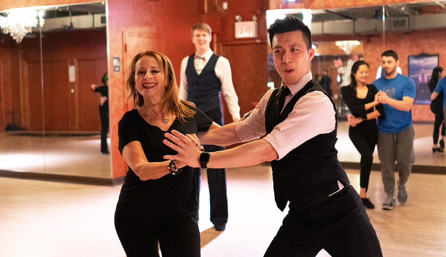 private dance lesson, dance lesson, dance class, adult dance class, ballroom dance class, dance classes nyc, dance class midtown, dance, dancing, dancing nyc, dancers nyc, dance studio nyc, ballroom dance lessons, dance with me, dancing with the stars,